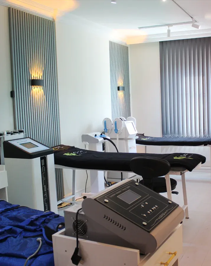 Glow Beauty Studio Antalya uygulama odası
