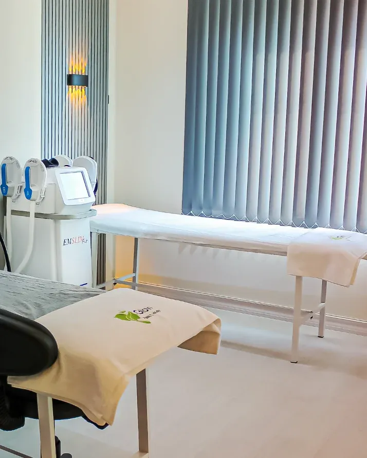 Glow Beauty Studio Antalya Muratpaşa uygulama odası 7